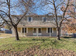 9 Arborgate Dr, Saint Peters, MO 63376