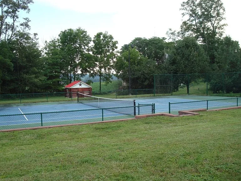 Tennis court