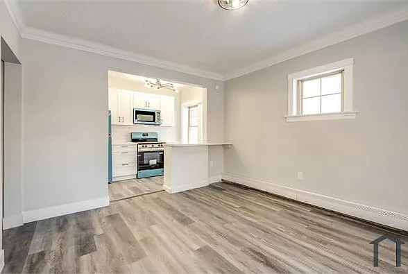 3209 Archwood Ave — Photo 5