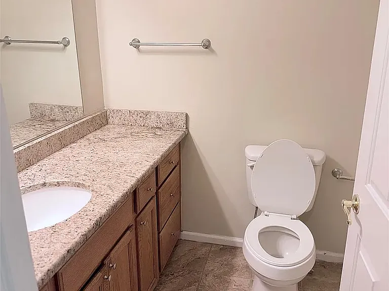 65 W Euclid St #5 — Photo 17