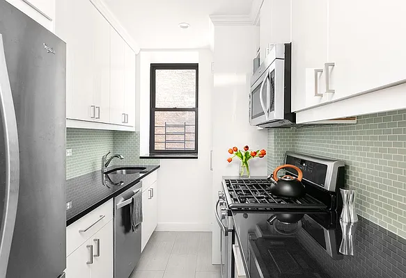 Sold by Compass | media 4