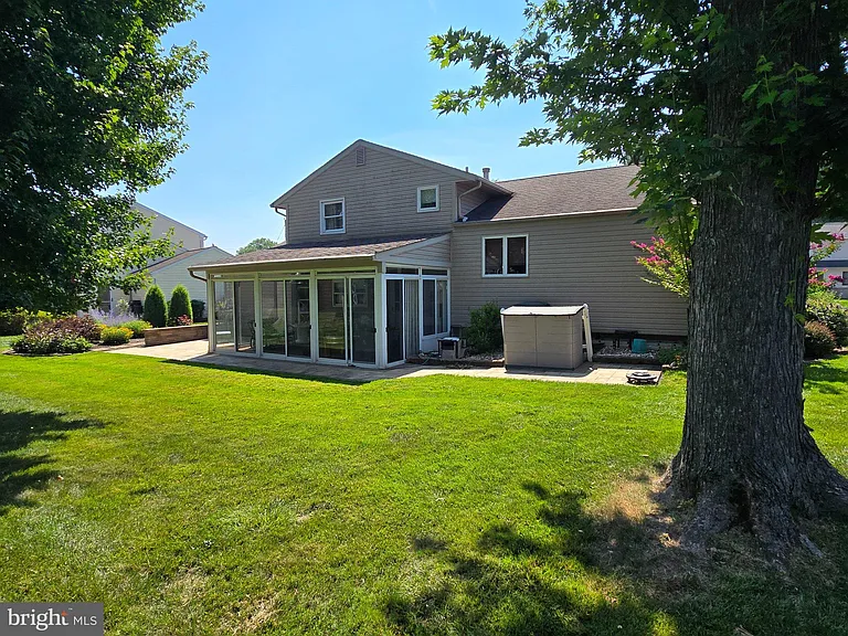 425 Silver Ave — Photo 9