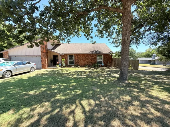 511 N Dawn Ln, Sapulpa, OK 74066