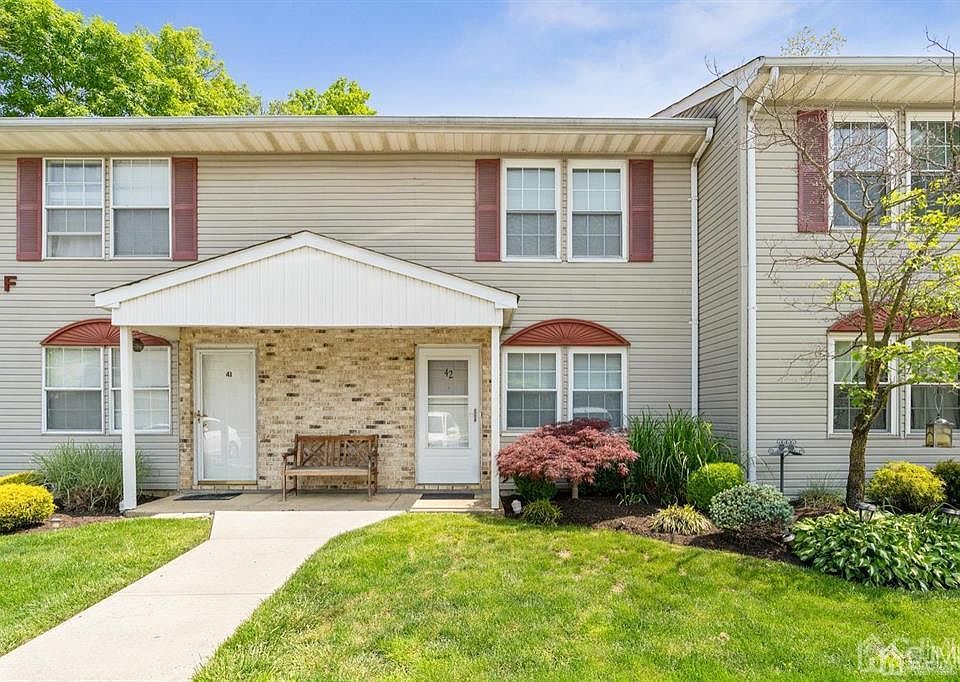 1st image of 82 Cliffwood Ave Unit 42F