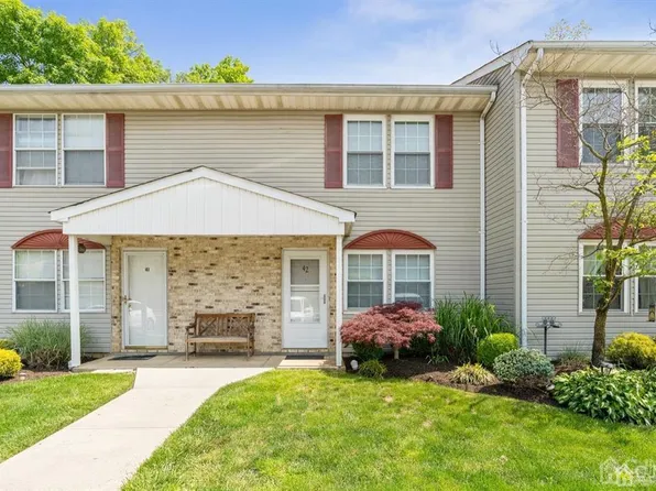 82 Cliffwood Ave Unit 42F, Cliffwood, NJ 07721
