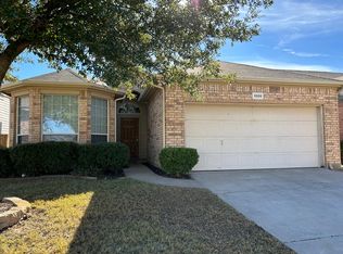 1005 Castle Top Dr, Haslet, TX 76052