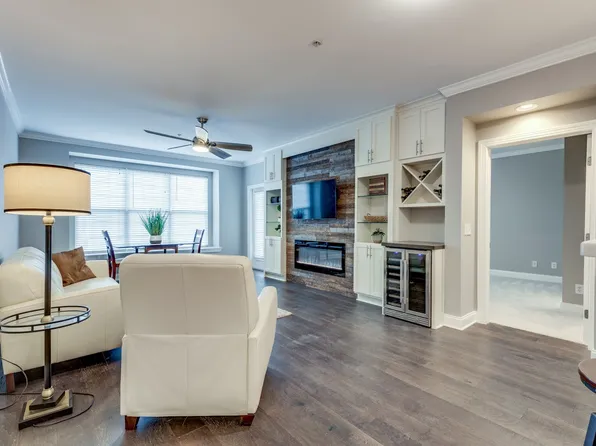 3201 Aspen Grove Dr APT M4, Franklin, TN 37067