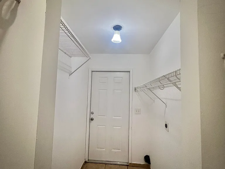 2746 Johnson St — Photo 9