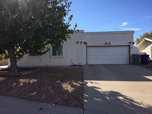 1st image of 327 Flynn Dr
