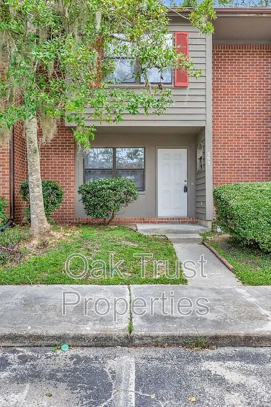 2 bed, 2.5 bath, 1225 sqft, $1,700 — Photo 1
