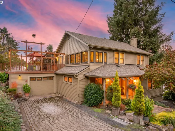 1309 Hazel St, Oregon City, OR 97045