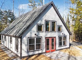 1589 Pond Rd, Mount Vernon, ME 04352