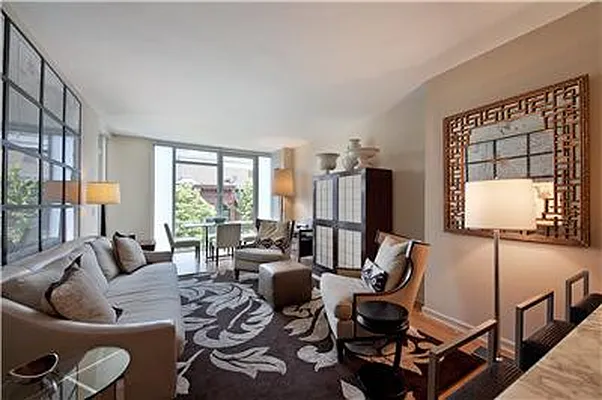 Sold by Isaacs Ganz Real Estate | media 24