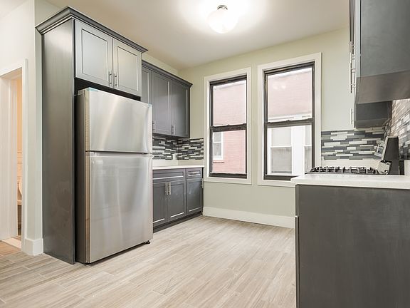 2nd image of 31-38 34th St #2R