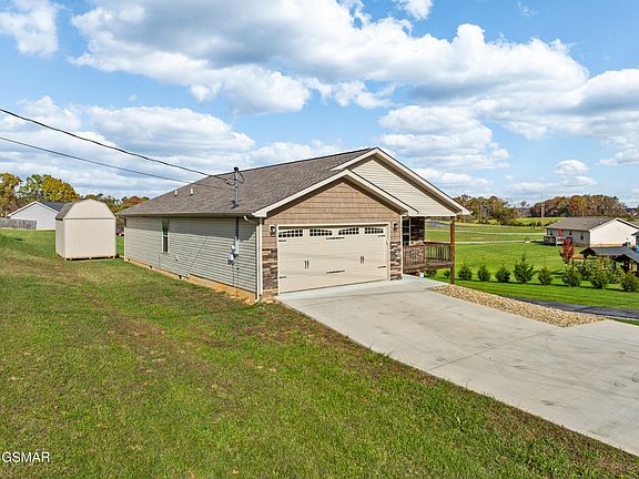 3rd image of 1453 Flatwood Rd