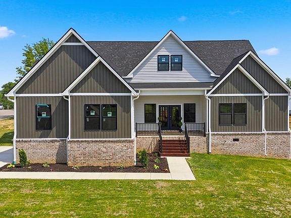 3rd image of 414 Fairholme Way