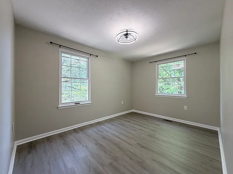 19533 Fetlock Dr — Photo 30