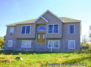 618 Park Ave, Jermyn, PA
