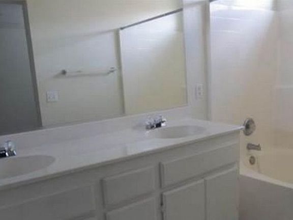 4th image of 12028 Honey Oak Ct