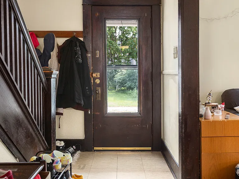 123 Adams St — Photo 31