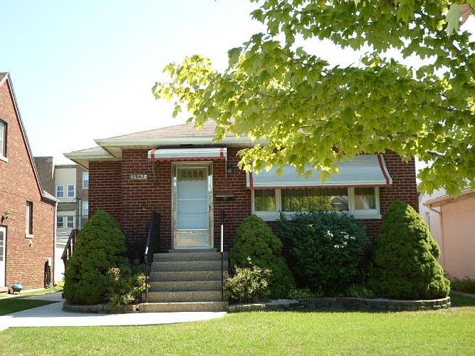 1st image of 1541 Parkview Ave