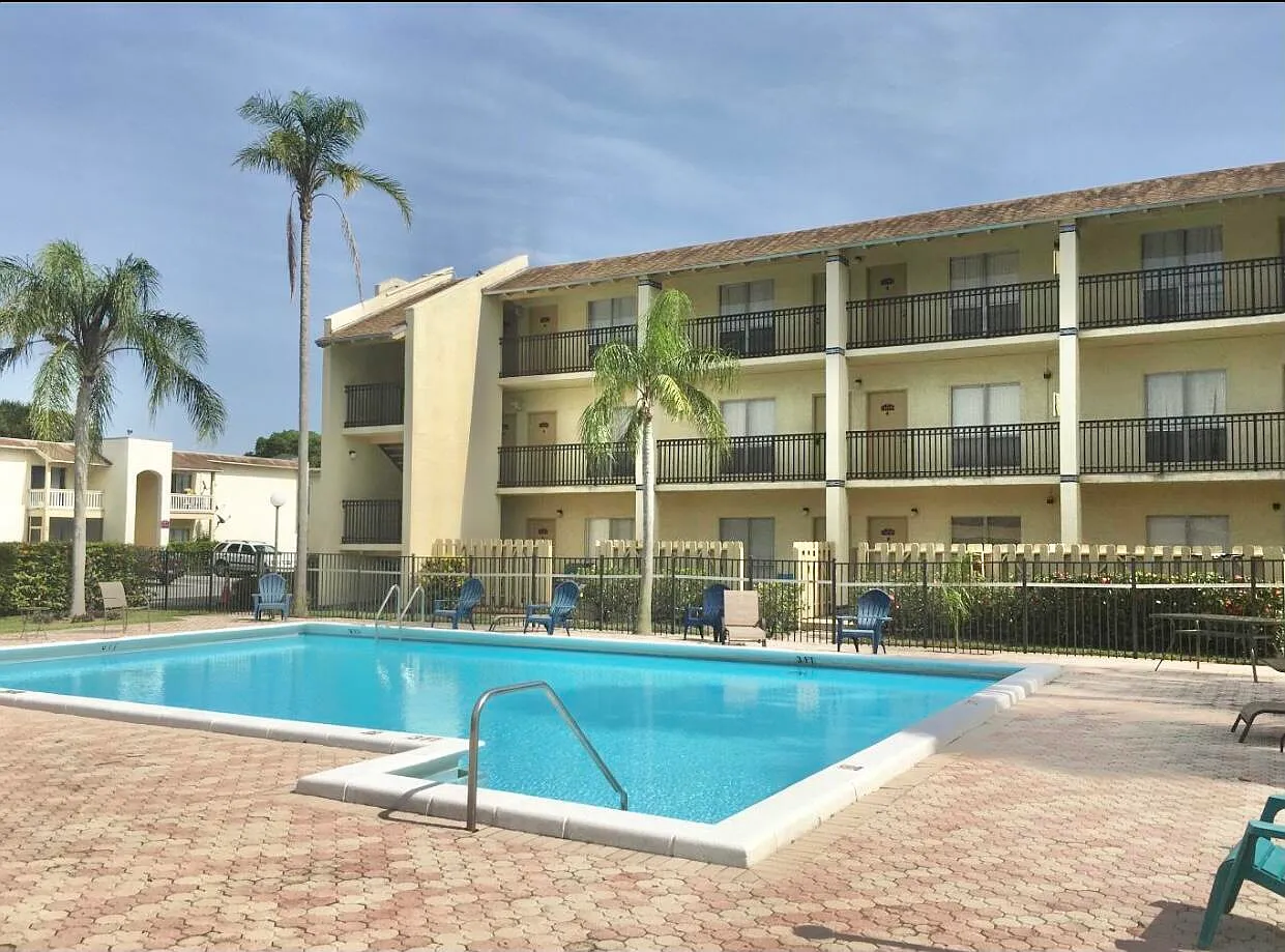 1 bed, 1.0 bath, 800 sqft, $1,700 — Photo 2