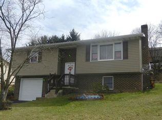 3470 Kingston Rd, York, PA 17402