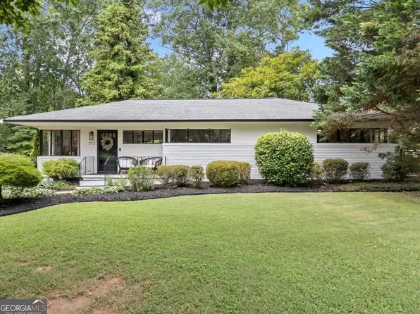 713 Meadowbrook Ln NE, Marietta, GA 30060