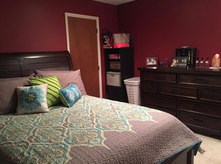 85 N Main St, East Hampton, CT 06424