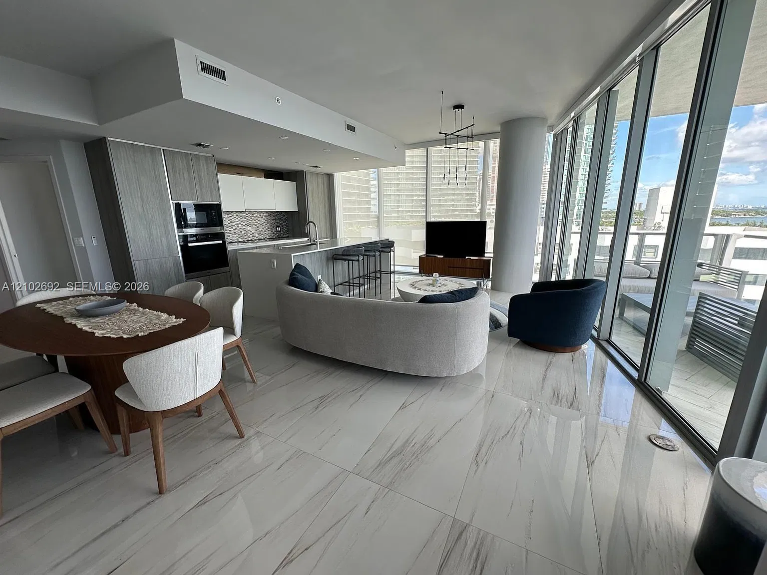 Biscayne Beach Condo — Photo 4
