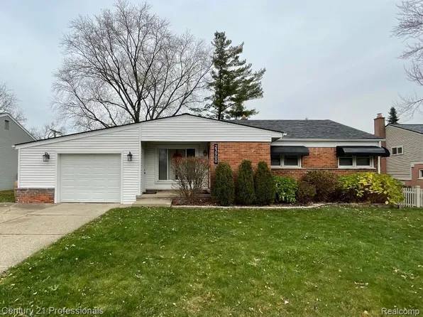 23900 Power Rd, Farmington, MI 48336