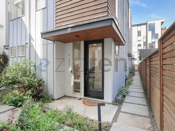 1119 14th Ave #C, Seattle, WA 98122