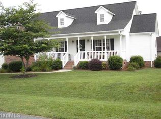 188 Clubmoss Way, Clemmons, NC 27012