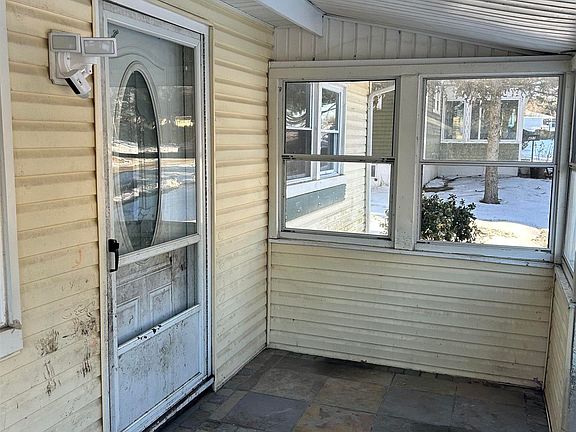 2nd image of 411 Montclair Dr