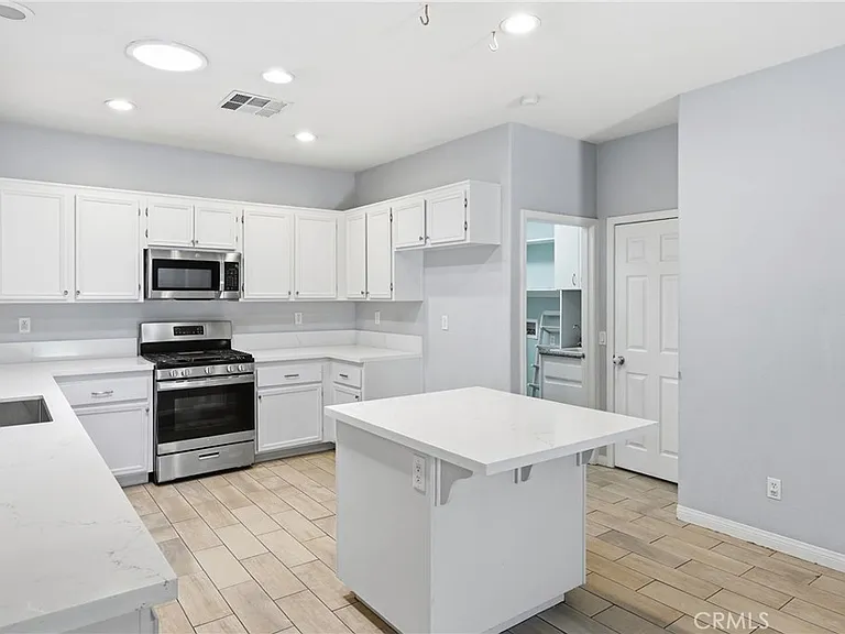 44154 Coral Dr — Photo 14