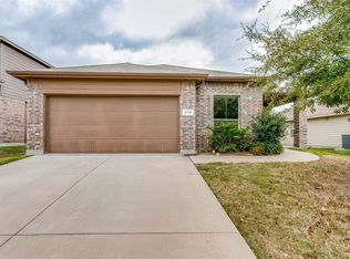 616 Rio Bravo Dr, Haslet, TX 76052
