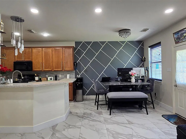 12415 Jasmine Brook Ln — Photo 4