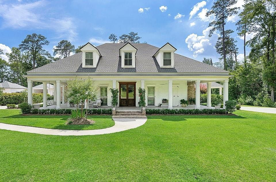 1st image of 60 Dogwood Dr