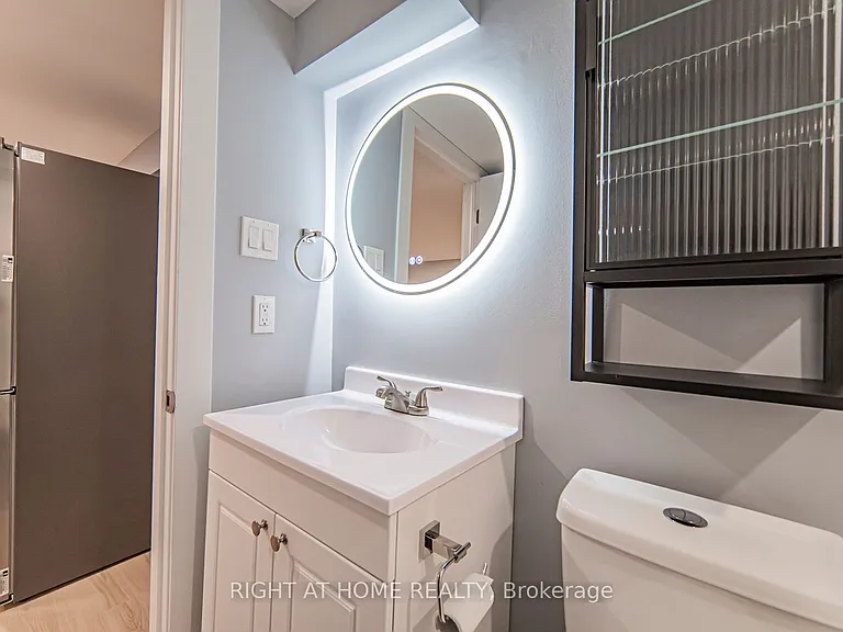 250 Beechy Dr #BASEMENT — Photo 14