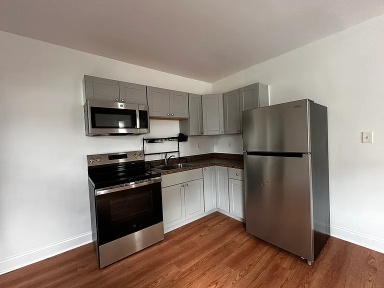 3160 Lyndale Ave #A — Photo 14
