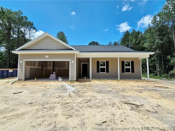 117 Morgan Dr, Spring Lake, NC 28390