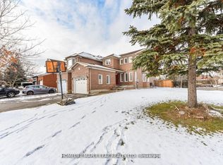100 Alaskan Summit Ct W, Brampton, ON L6R1N9