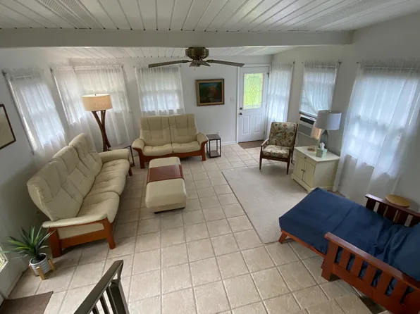 9692 Sturgeon Dr, Leland, NC 28451