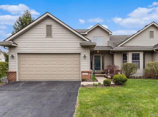 6173 Northridge Hills Dr, Brighton, MI