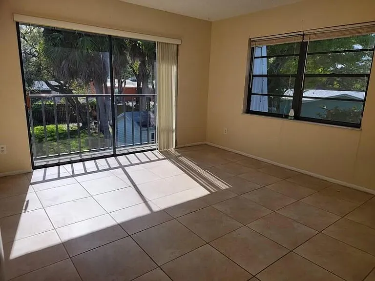 2516 S 19th St #208 — Photo 10