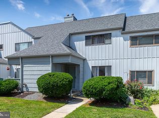 56 Dover Dr, Lindenwold, NJ 08021