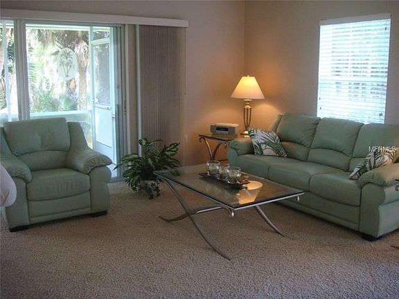 3rd image of 1473 Red Oak Ln