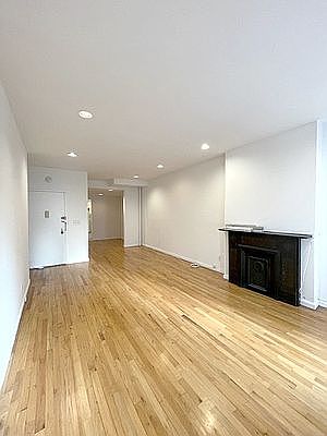 2nd image of 1640 3rd Ave #1B