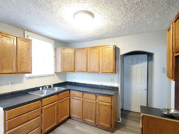 3rd image of 1208 E 20th Ave
