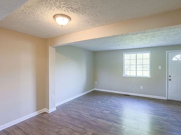 2509 Merrick Ct — Photo 7